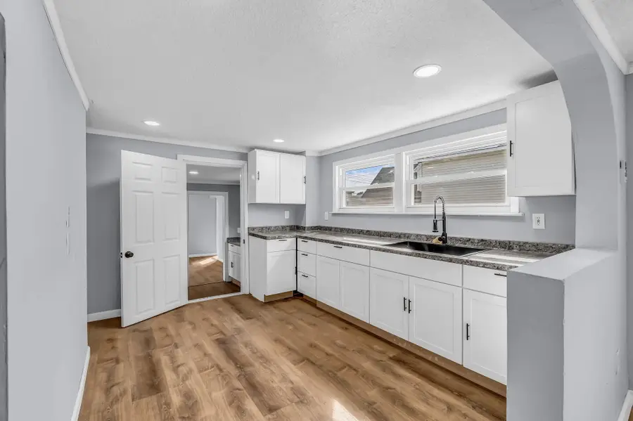 45 W Bates Street, Lewiston, ME 04240 - #3