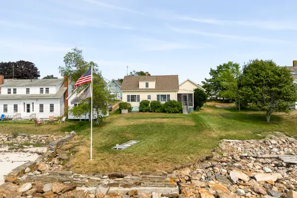 1 Fish Point Road, Bristol, ME 04554