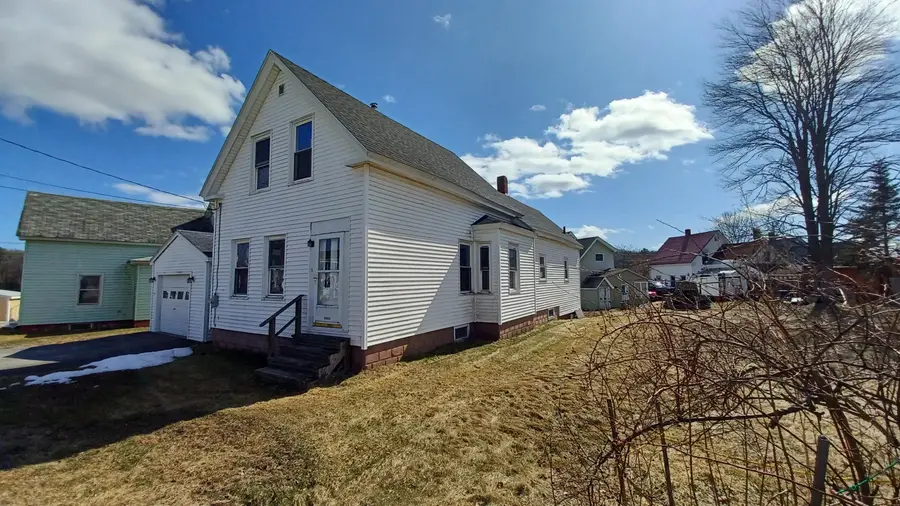 3 Pleasant Street #3, Fairfield, ME 04937 - #2