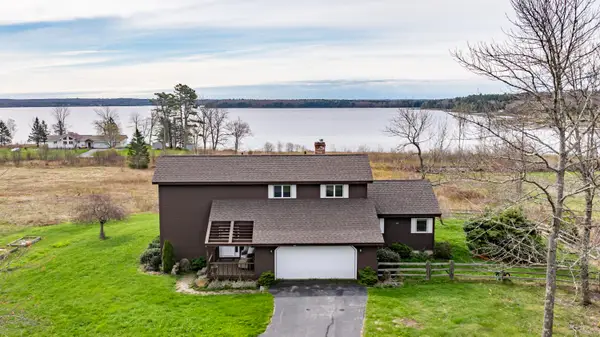 24 Fort Point Cove Road, Stockton Springs, ME 04981