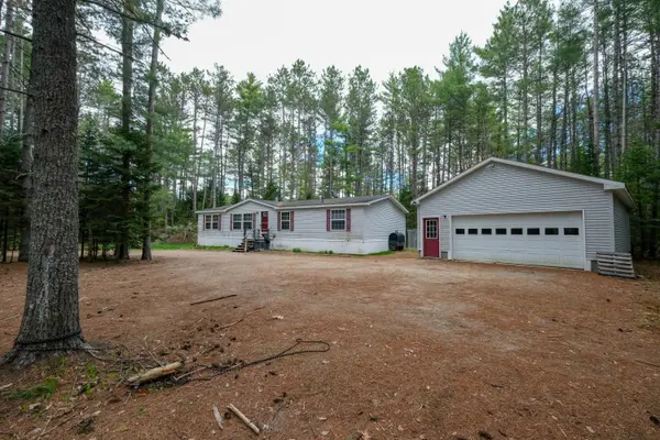 16 Plains Road, Harrison, ME 04040