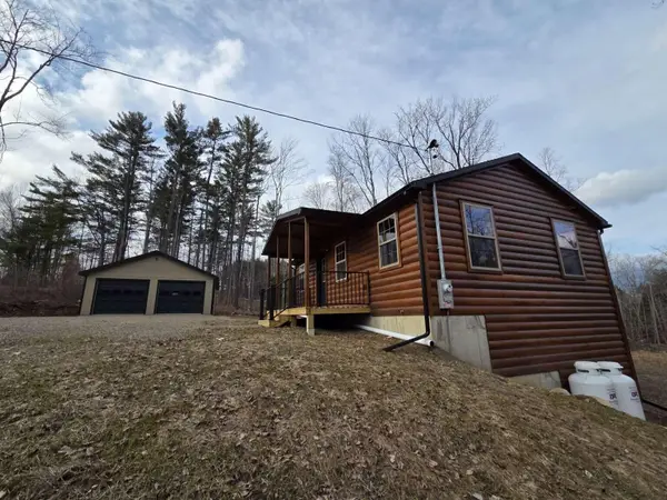16 Oldham, Saint Albans, ME 04971