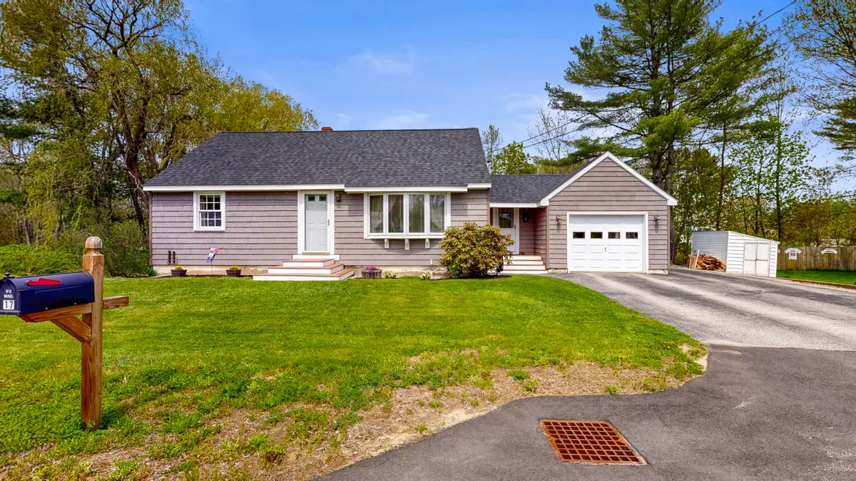 17 Orchard Circle, Lewiston, ME 04240 - #1