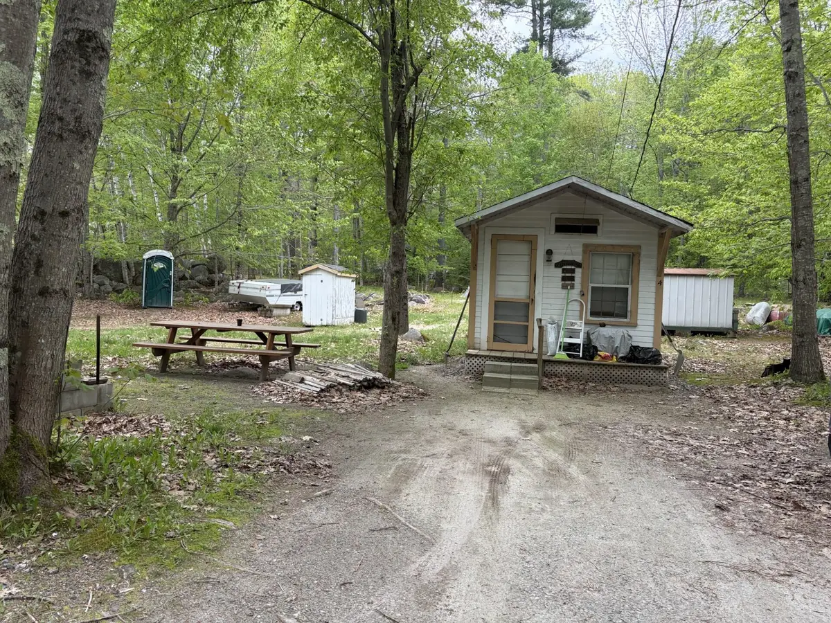 4 Mass Avenue, Raymond, ME 04071 - #1