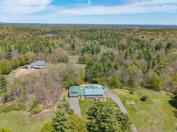 528 Bauneg Beg Hill Road, North Berwick, ME 03906