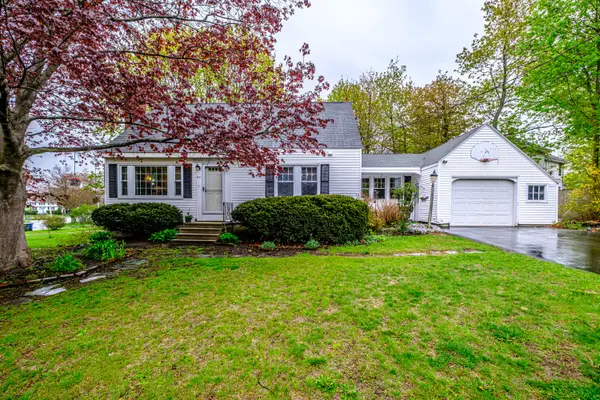 62 Plymouth Road, South Portland, ME 04106