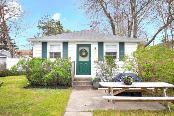 6 Tasker Avenue, Scarborough, ME 04074
