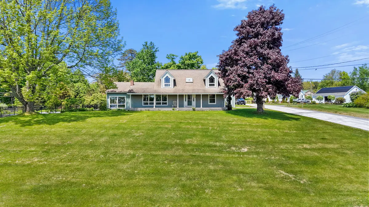 3 Navy Street, Searsport, ME 04974 - #1