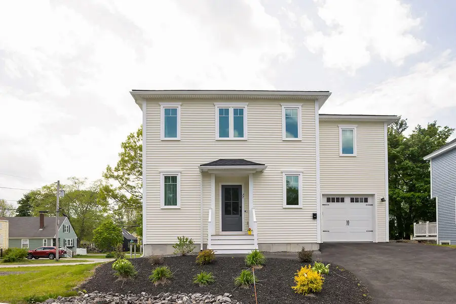 77 O'neil Street, South Portland, ME 04106 - #2