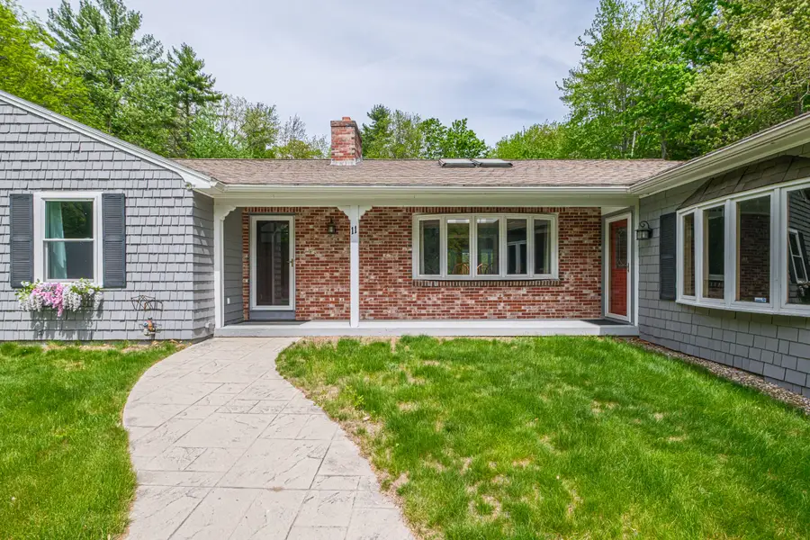 11 Brookside Drive, Falmouth, ME 04105 - #3