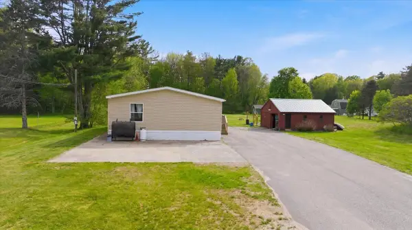 271 Old Alfred Road #271, Arundel, ME 04046