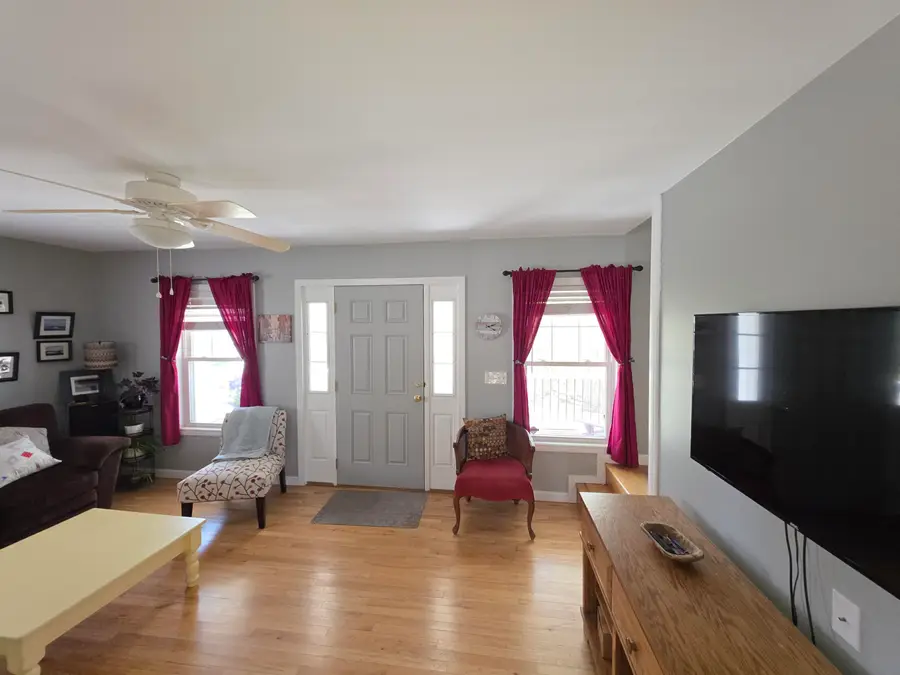 4 Dawson Street, South Portland, ME 04106 - #3