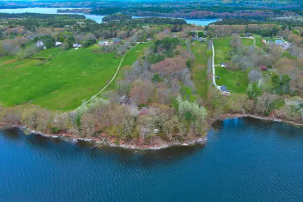 1046 Dutch Neck Road, Waldoboro, ME 04572