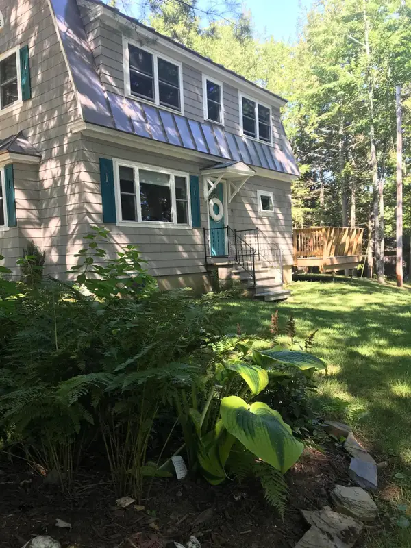 31 Salmon Road, Madison, ME 04950