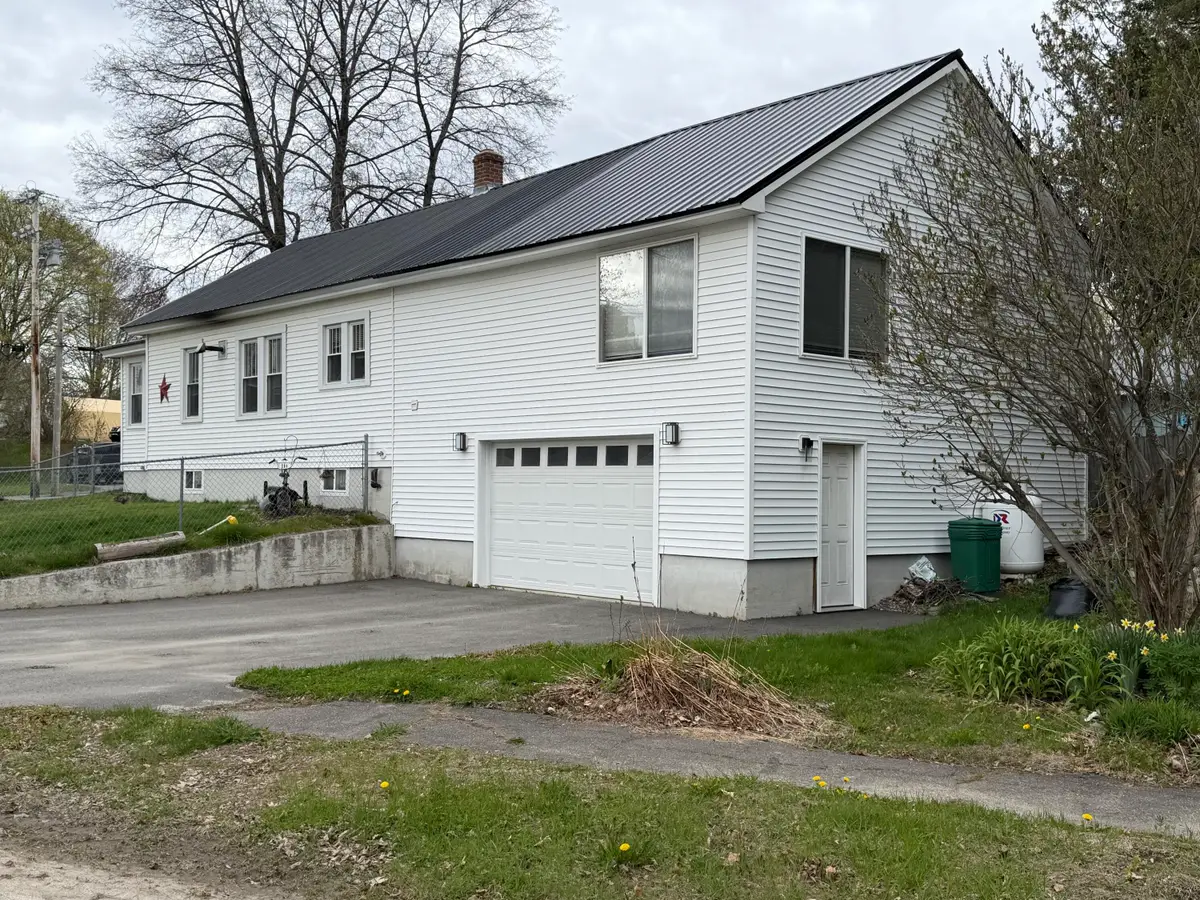 5 Spruce Street, East Millinocket, ME 04430 - #1