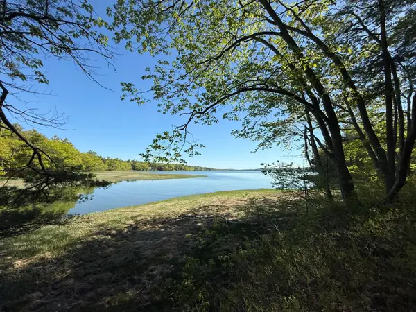 12 Starboard Lane, Freeport, ME 04032