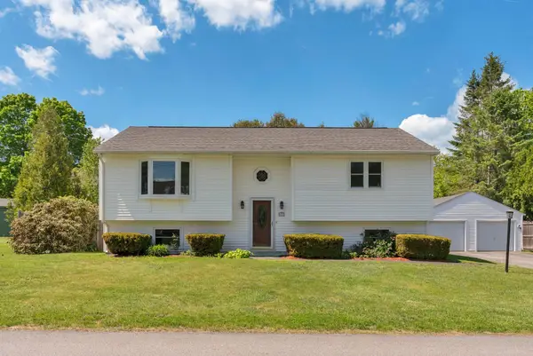 16 Leland Street, Lewiston, ME 04240