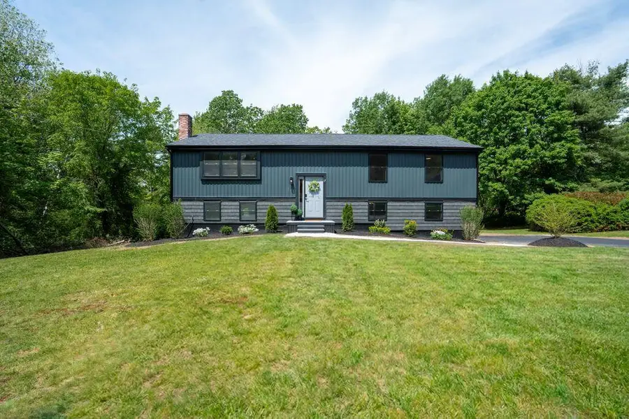 17 Carriage Road, Cumberland Foreside, ME 04110 - #3