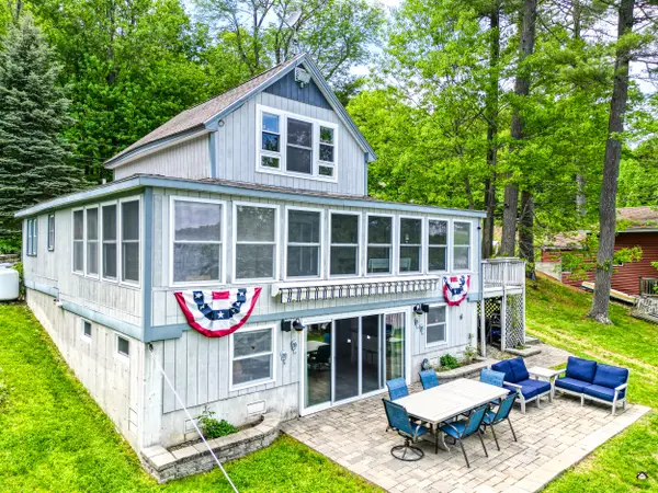 107 Lakeshore Drive, Leeds, ME 04263
