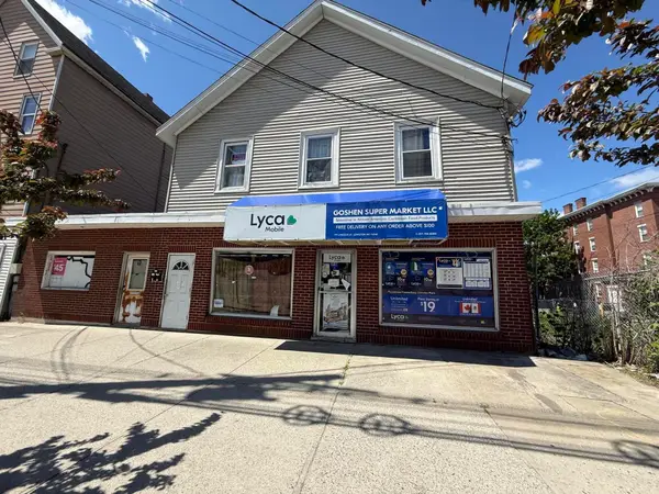 179 Lincoln Street, Lewiston, ME 04240