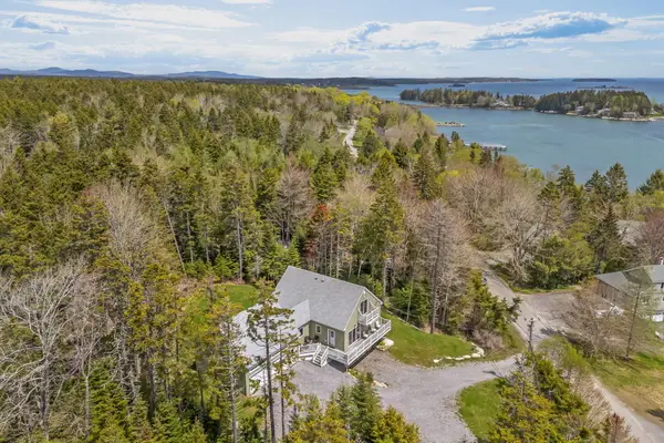 85 Patten Point Road, Saint George, ME 04859