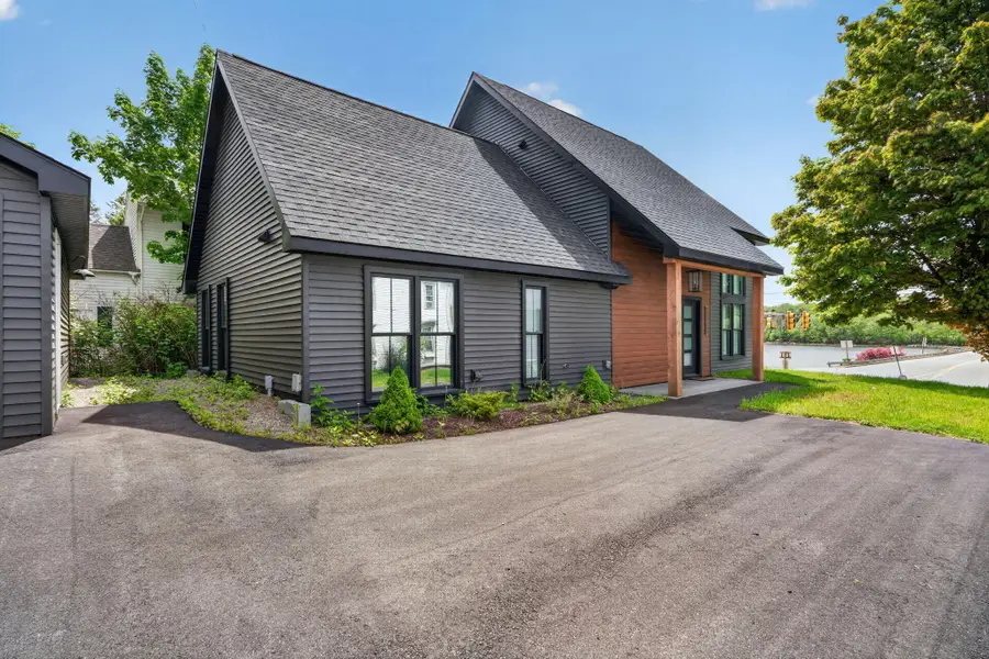 3 Main Street, Bucksport, ME 04416 - #3