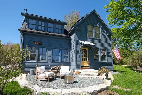 3 Old Quarry Road, Stonington, ME 04681