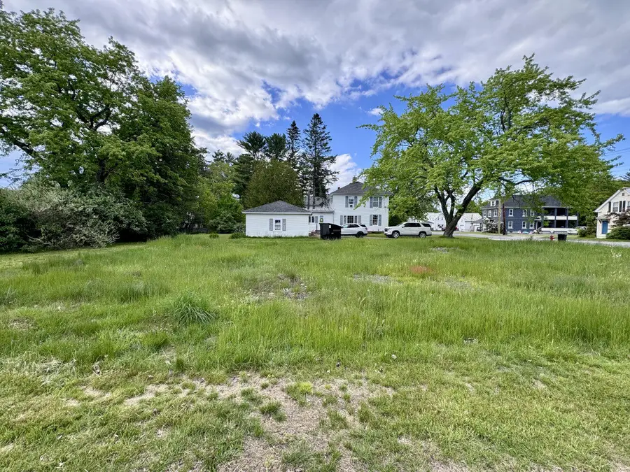 136 North Avenue, Skowhegan, ME 04976 - #3