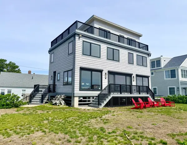 506 Drakes Island Road, Wells, ME 04090