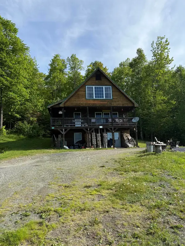 Address Withheld By Seller, Moscow, ME 04920