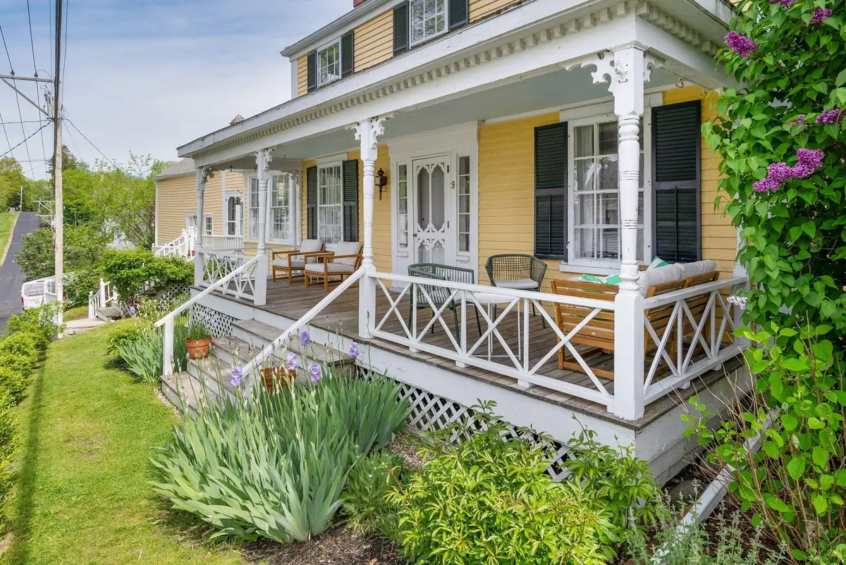 9 Bradbury Street, Wiscasset, ME 04578 - #1