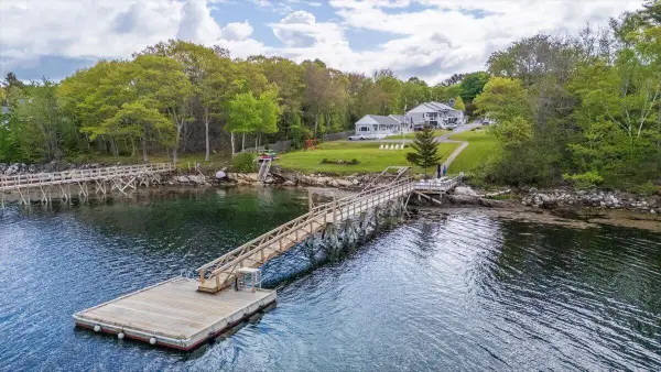 7A Wave Crest Drive #101, Boothbay, ME 04544