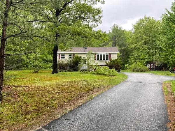 48 Blueberry Lane, Gray, ME 04039
