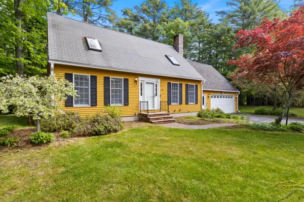 23 Meredith Drive, Brunswick, ME 04011