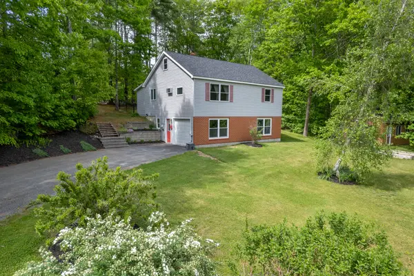15 Cassidy Lane, West Gardiner, ME 04345
