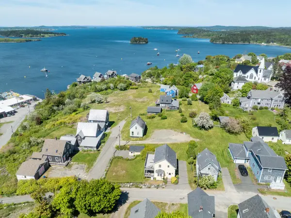 7 Hobson Street, Lubec, ME 04652