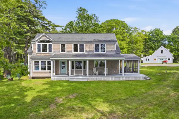 10 Chickadee Lane, Freeport, ME 04032