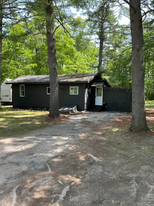 16 Morse Avenue, Oxford, ME 04270