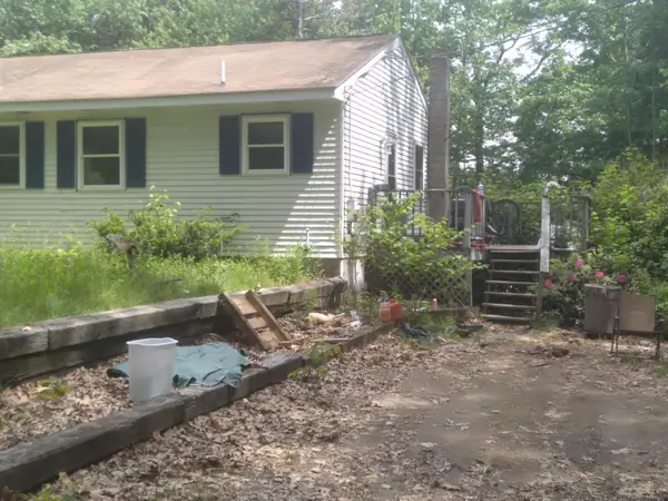 11 Palace Drive, Sanford, ME 04073