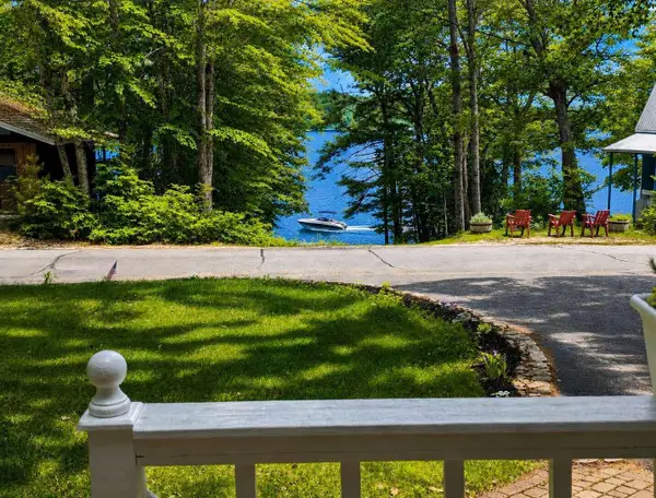 16 Scenic View Drive, Naples, ME 04055