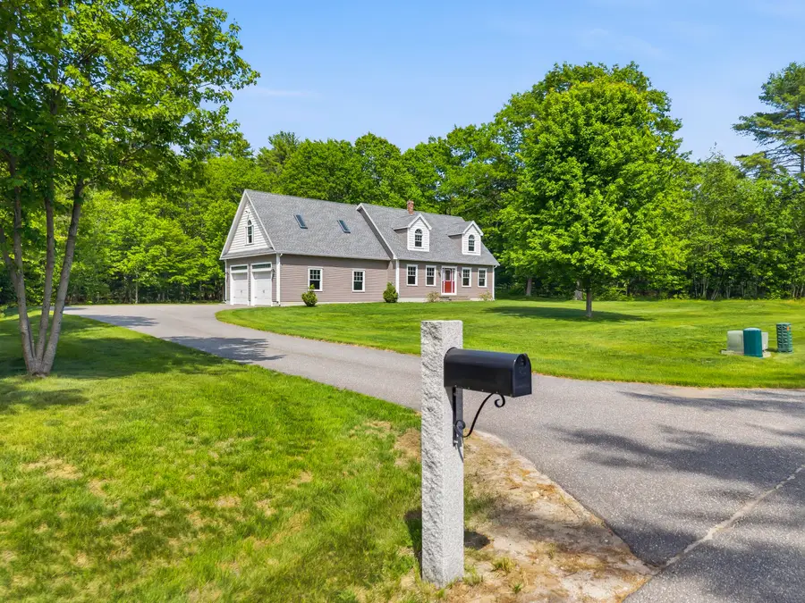 32 Beechwood Drive, Topsham, ME 04086 - #2