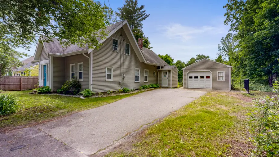 32 Main Street, Raymond, ME 04071 - #3