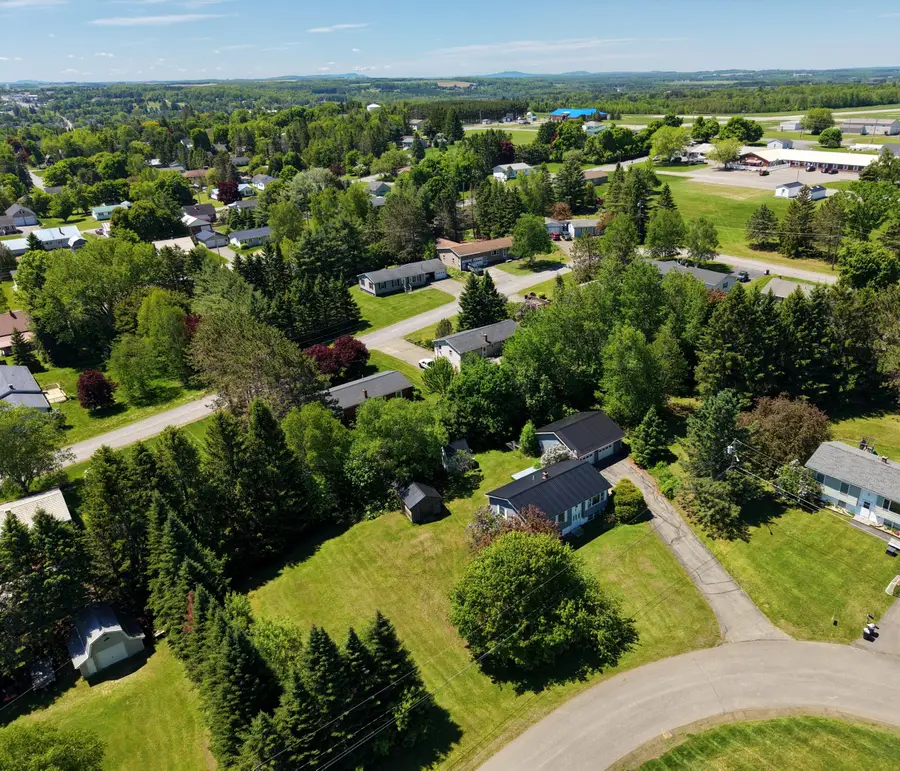 24 Violette Street, Caribou, ME 04736 - #3