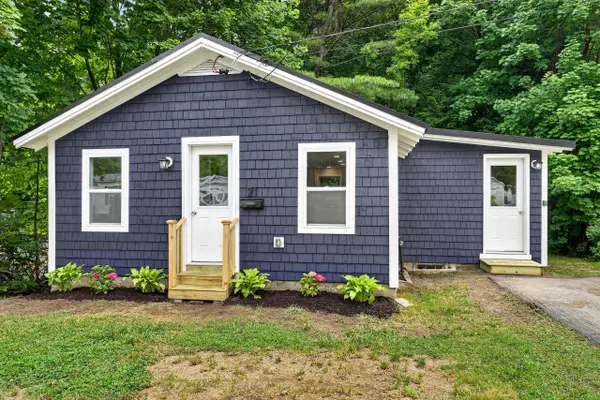 21 Hicks Road, Augusta, ME 04330