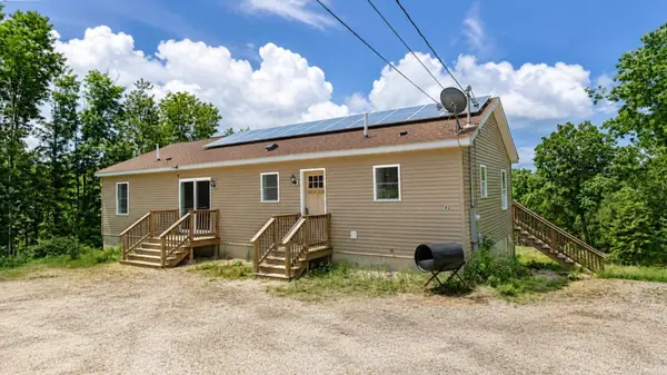 42 Hobbs Hill Lane, Harrison, ME 04040