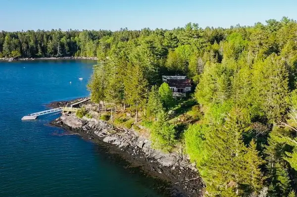 70 Twin Hills Road, Penobscot, ME 04476