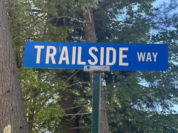 19 Trailside Way, Bridgton, ME 04009
