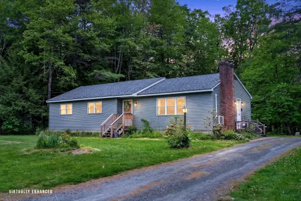 29 Smiley Avenue, Winslow, ME 04901
