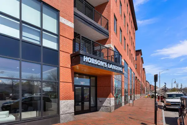 387 Commercial Street #432, Portland, ME 04101