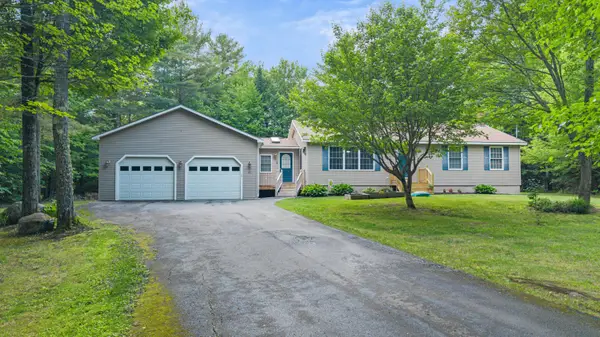12 Russell Drive, Sidney, ME 04330